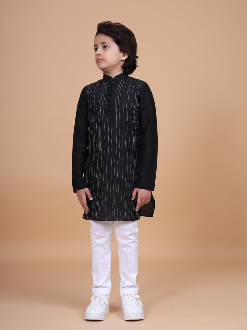 INTERSPERSED STRIPED KANTHA KURTA