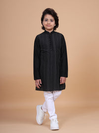 INTERSPERSED STRIPED KANTHA KURTA