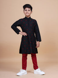 THE PINTUCKED BUTTI LOOP BUTTON KURTA