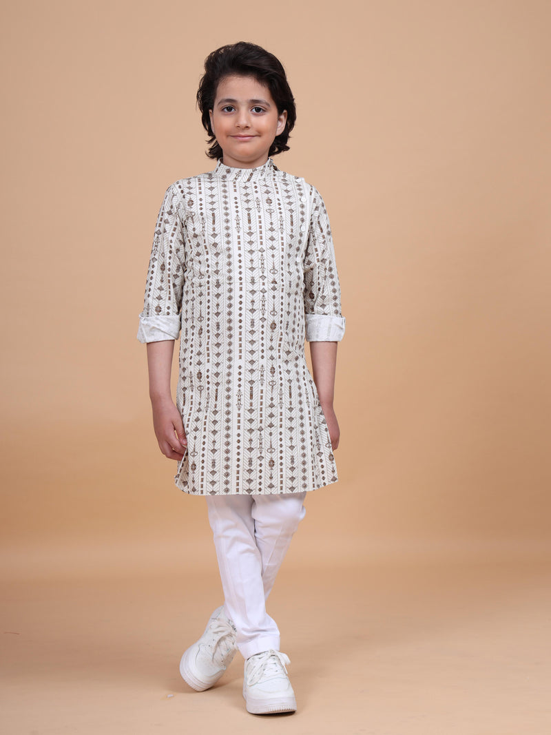 THE LINEAR PRINT SHORT KURTA