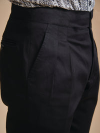 STYLISED TAPERED PANT