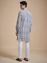 THE LINEAR PRINT KURTA