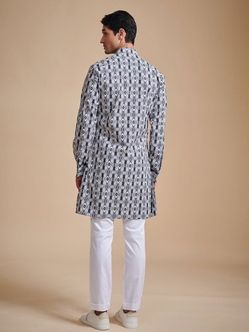 THE LINEAR PRINT KURTA