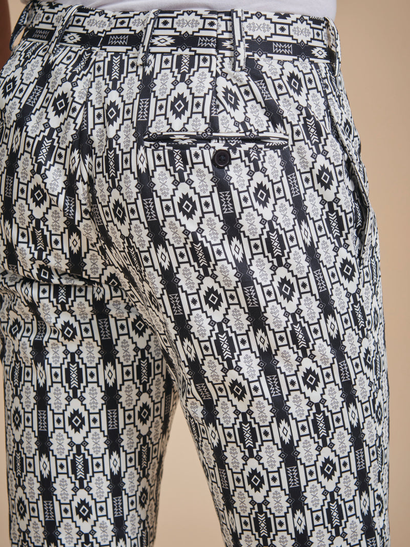 STYLISED TAPERED PANT